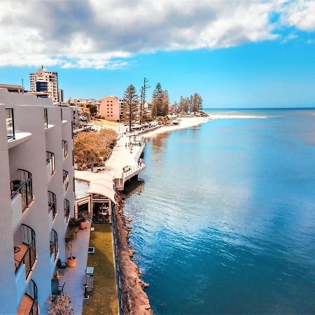 La Promenade Aparthotel Caloundra Exterior photo